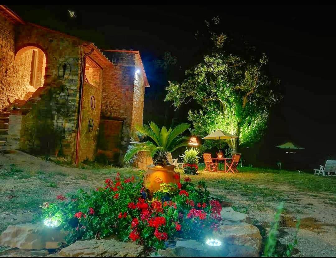 Agriturismo Podere Le Palaie Monterotondo  ภายนอก รูปภาพ