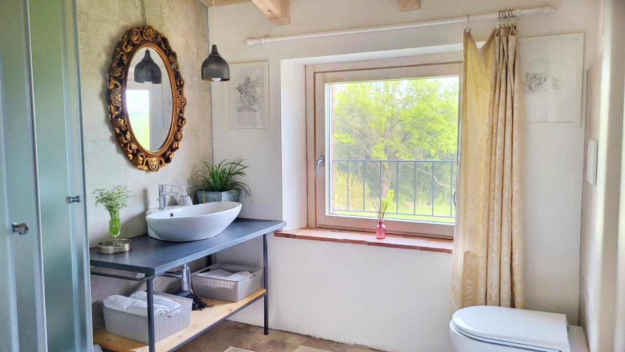 Agriturismo Podere Le Palaie Monterotondo  ภายนอก รูปภาพ